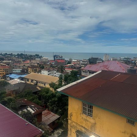 Debora Guest House Freetown Dış mekan fotoğraf