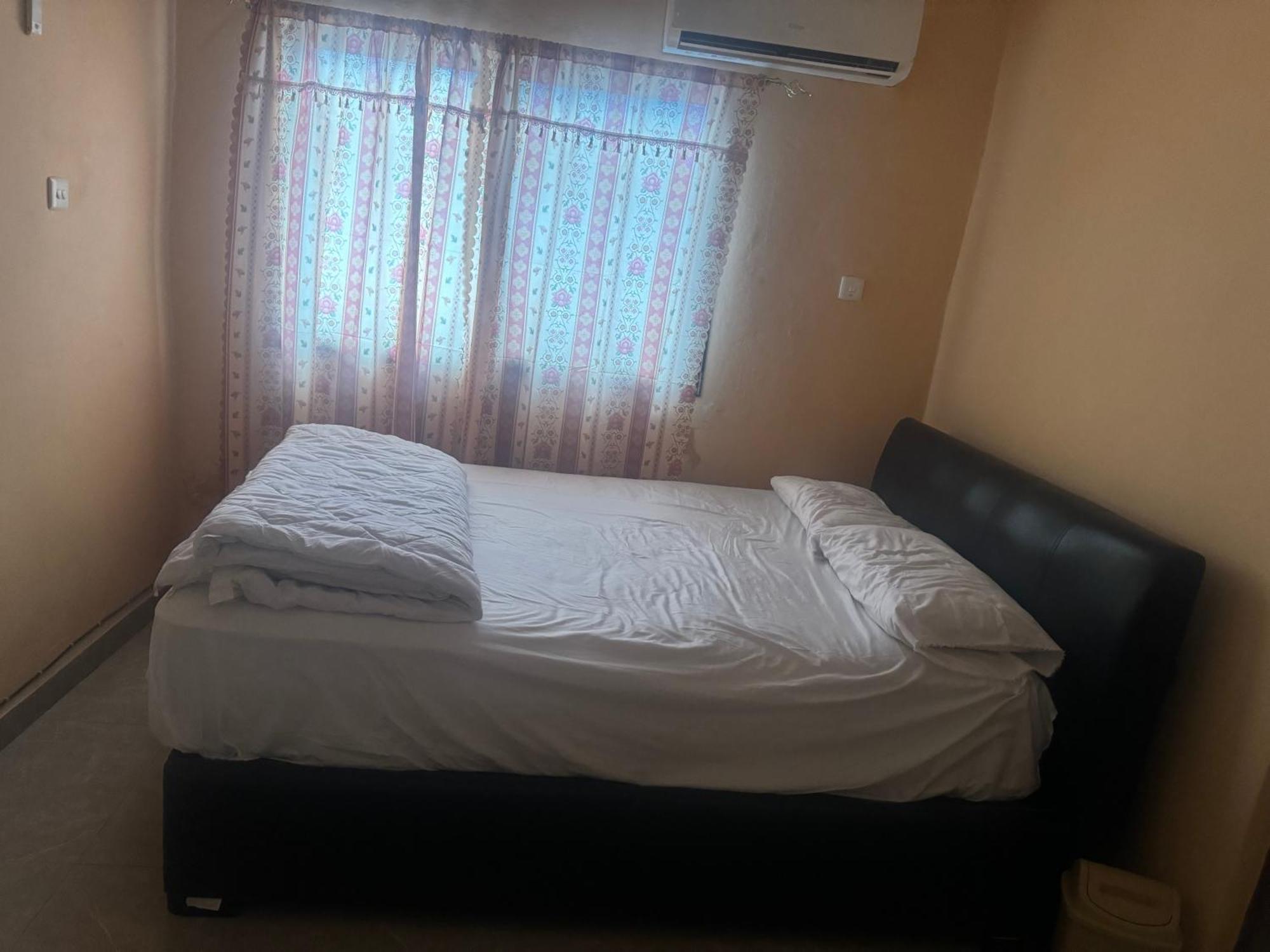 Debora Guest House Freetown Dış mekan fotoğraf