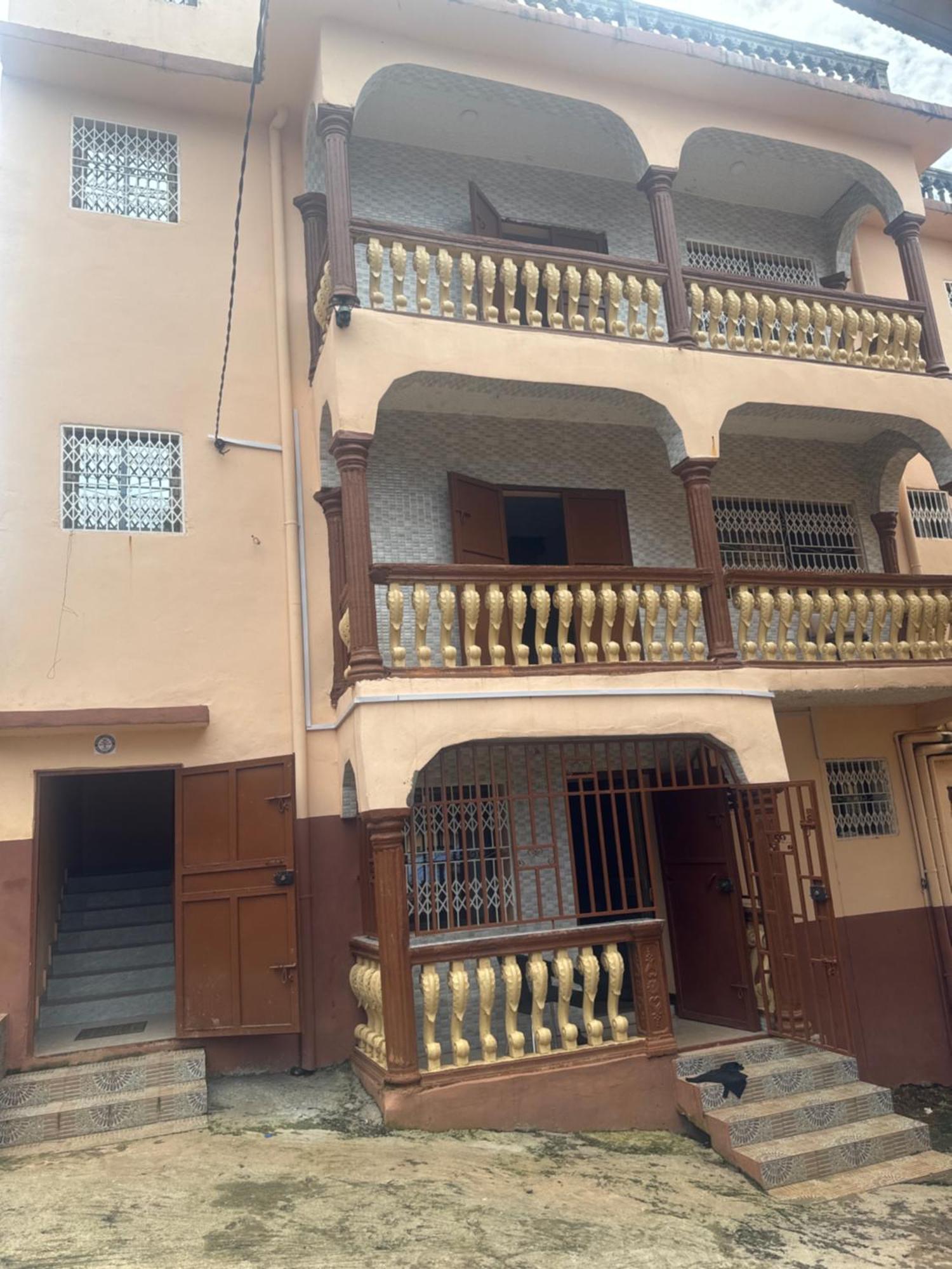Debora Guest House Freetown Dış mekan fotoğraf